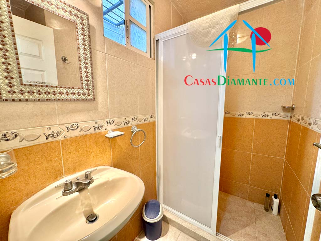 Puente del Mar Catana F 32 - Baño recámaras 1